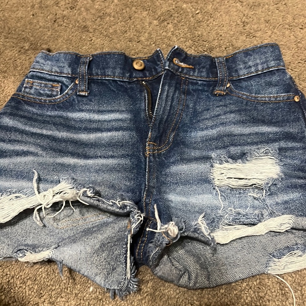 tight fit jeans
